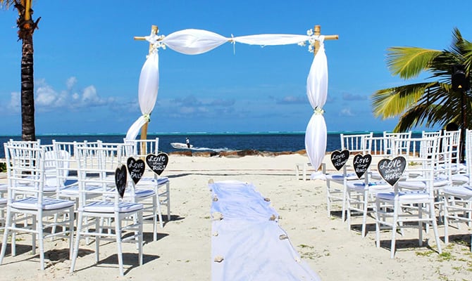 Outdoor beach wedding decorations